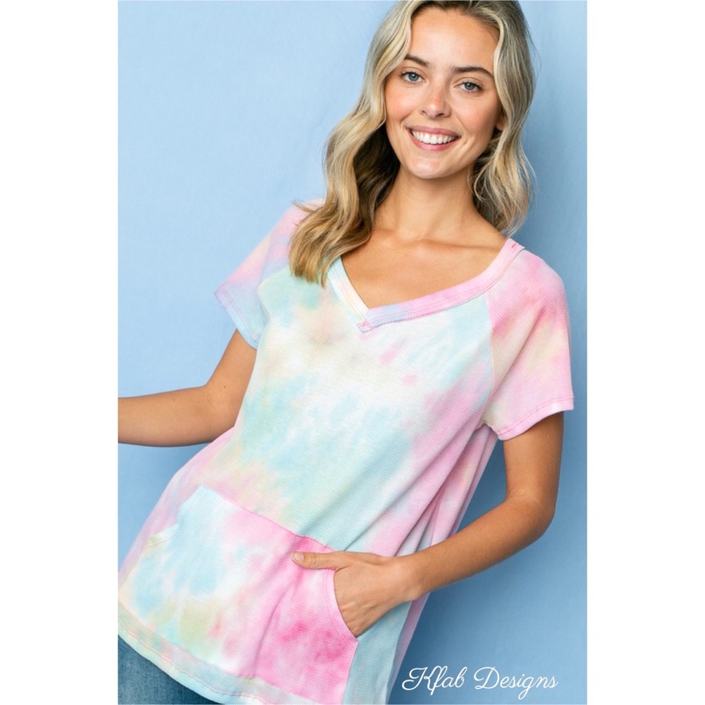 ❤️LAST! V Neck Tie Dye Thermal Front Pocket Top - Picture 5 of 13